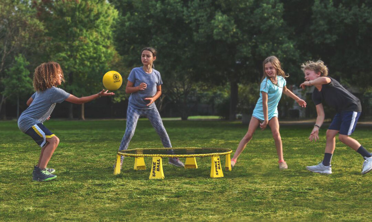 SpikeBall Rookie (50% larger than Spikeball)